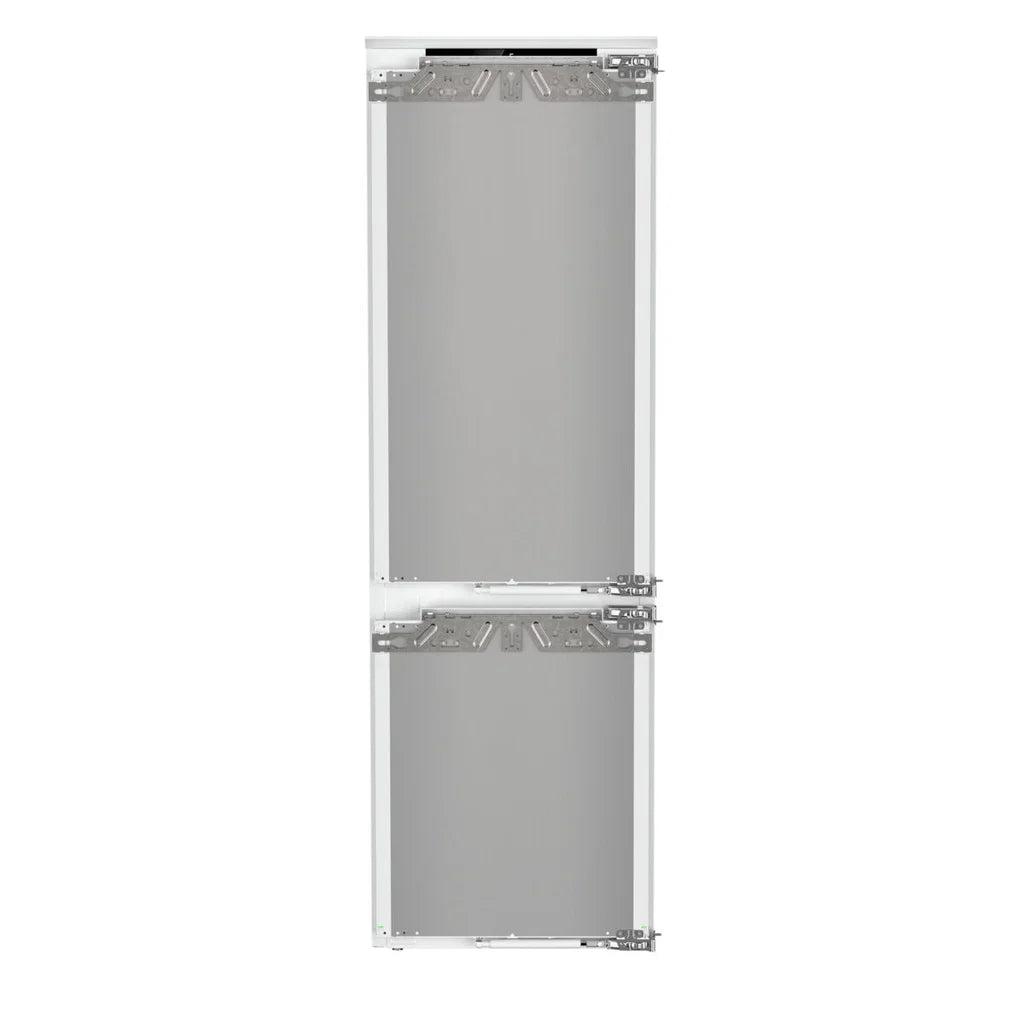 Bagsiden af Liebherr ICNe 5103 Pure NoFrost fuldintegrerbart køle-fryseskab