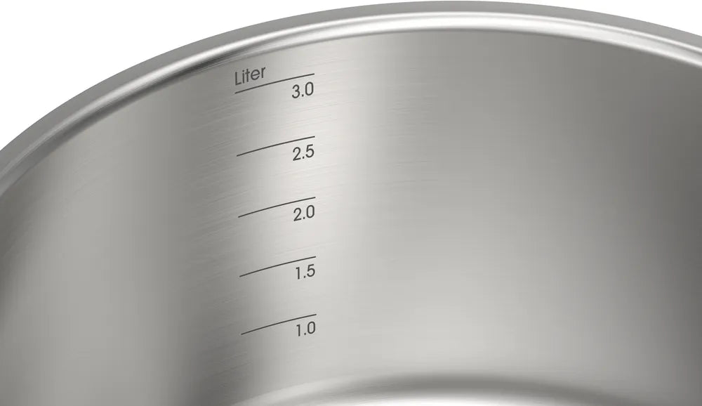 Litermål inde i gryderne på Siemens HZ9SE040 Grydesæt 4 stk.