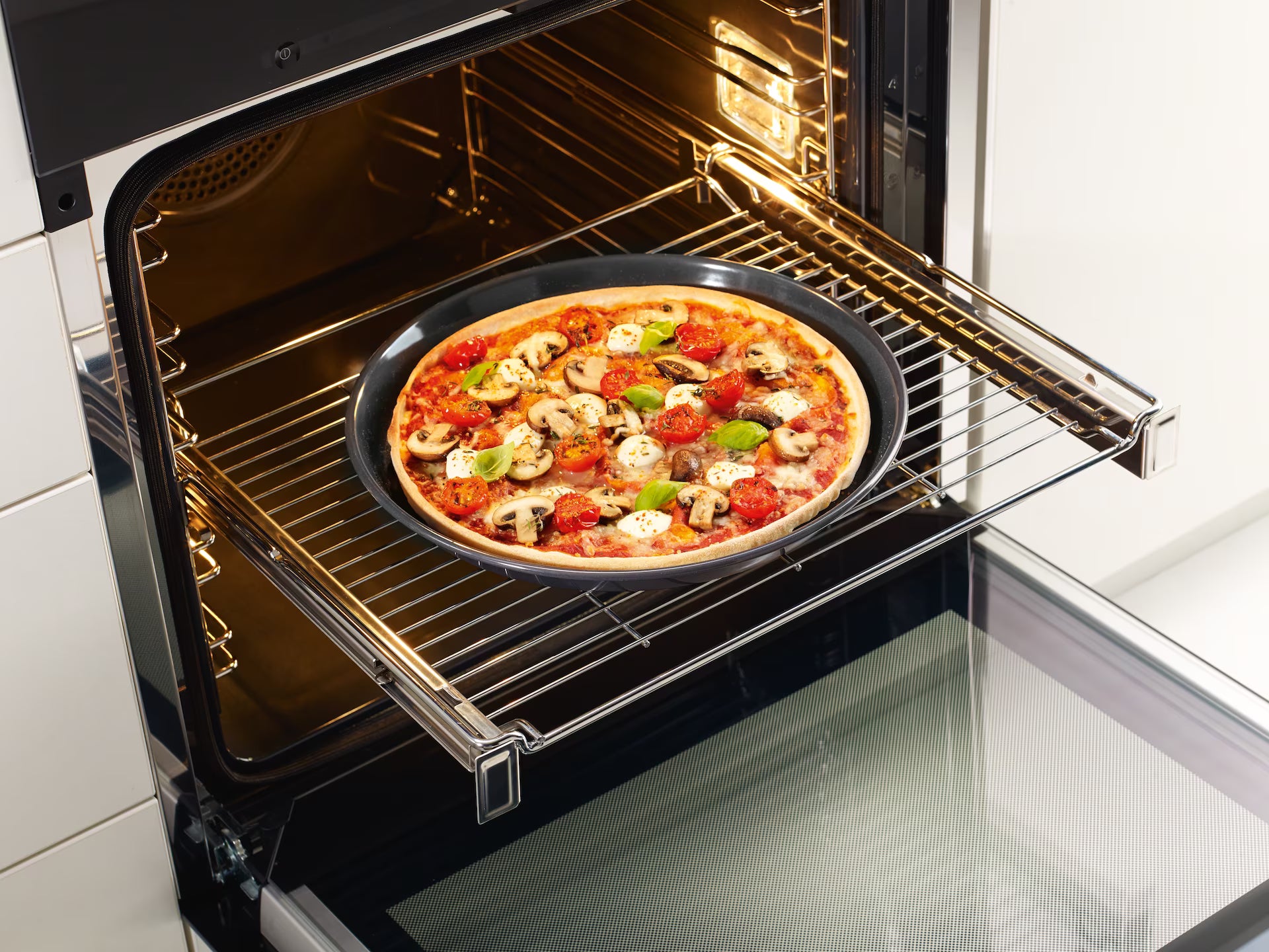 Miele HBF 27-1 pizza-/tærteform endda også til pizza