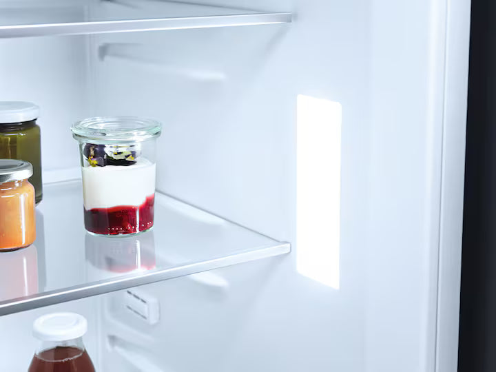 Miele K 7126 E integreret køle-fryseskab med LED-belysning