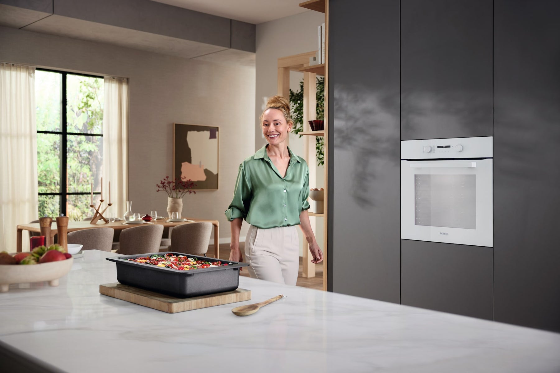 Miele H2861B brillanthvid indbygningsovn billede 9