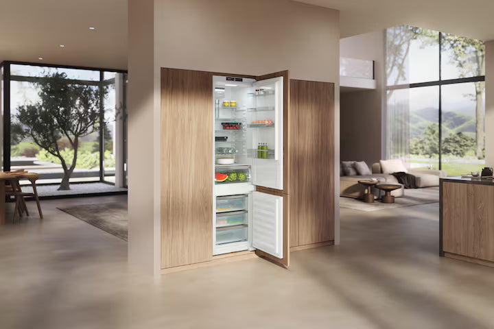 Miele KFN 7833 D XL integrerbart køle-/fryseskab installeret i køkken