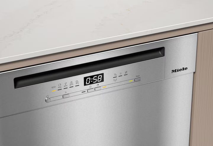 Kontrolpanelet på Miele G 5811 SCU CleanSteel 