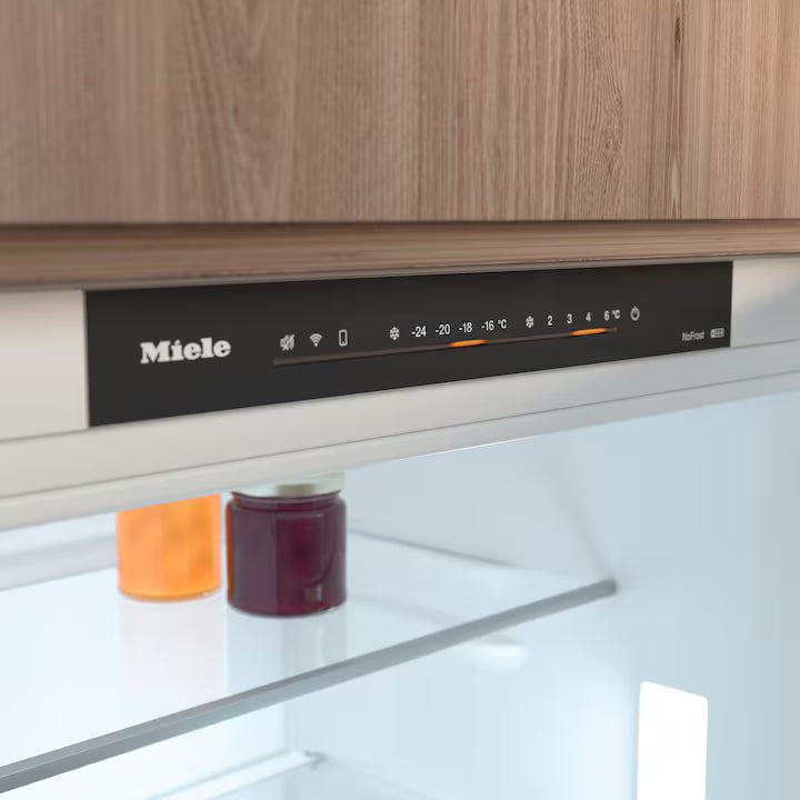 Miele KFN 7913 E XXL integrerbart køle-/fryseskab kontrolpanel med NoFrost