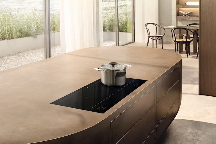 Miele KM 8575 FL Induktionskogeplade i køkken