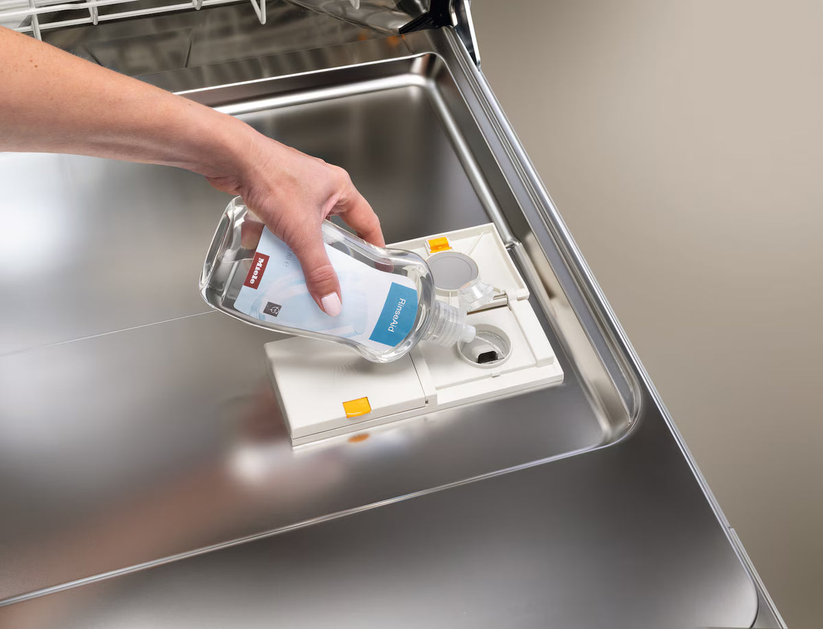Miele RinseAid Afspændingsmiddel 500 ml i brug