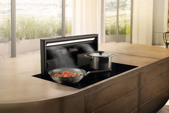 Miele DAD 4370 Levantar Obsidiansort bordemfang i samtalekøkken