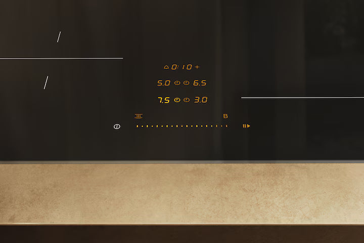 Zoomet ind på det nemme betjente touch panel på Miele KM 8463 FX induktionskogeplade