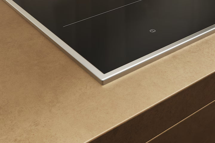 Miele KM 8585-2 FR Induktionskogeplade fokus på kant