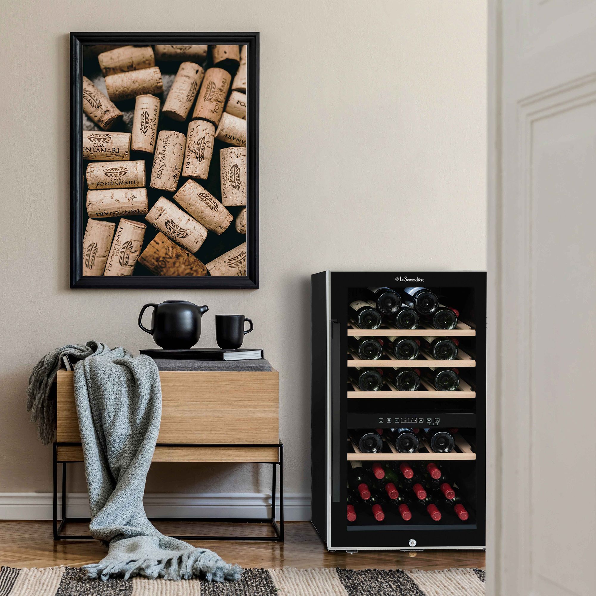 Temptech La Sommelière ECS51.2Z vinkøleskab i gangen