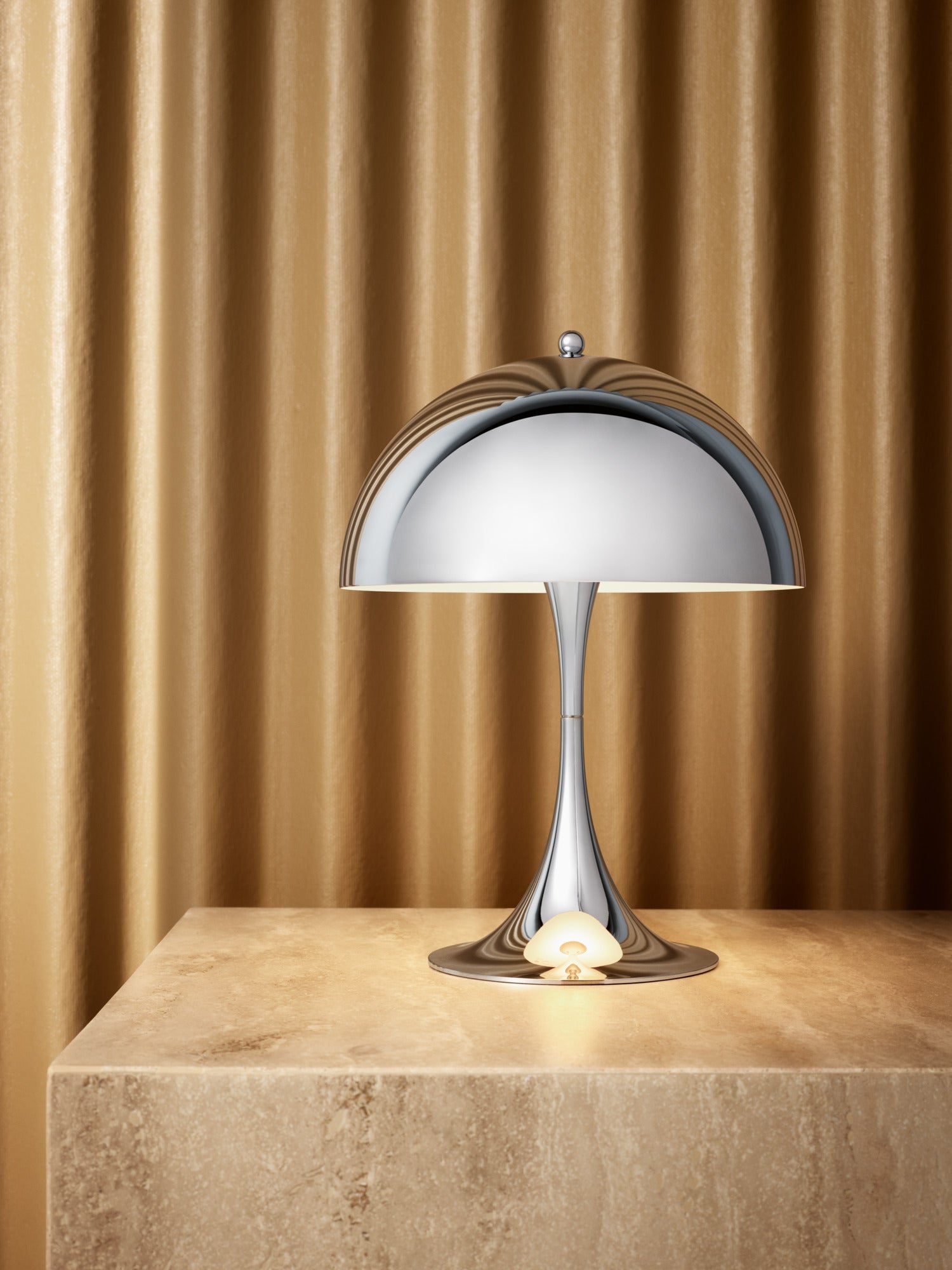 Panthella Bord 250 Chrome