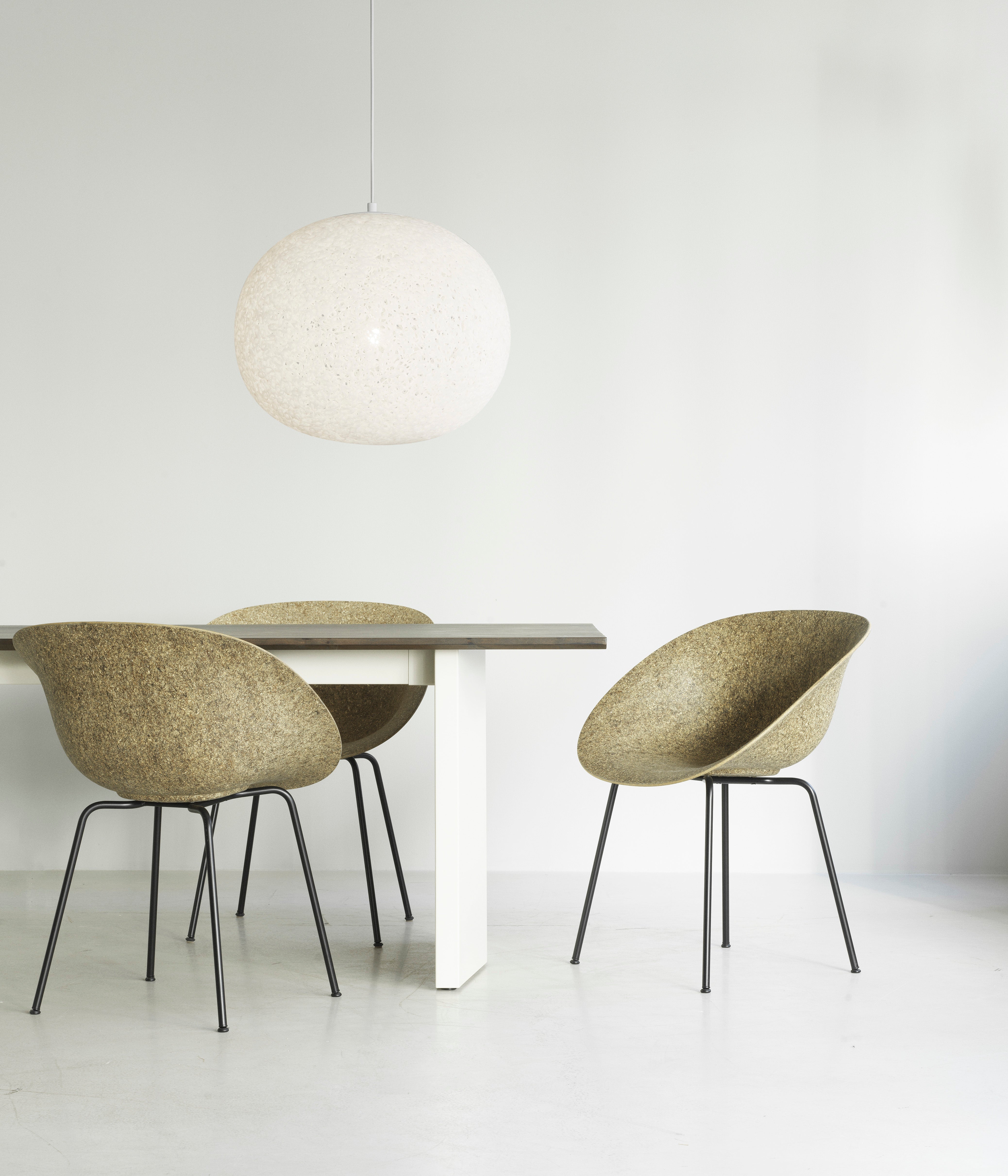 Normann Copenhagen Act Ø60 E27 hvid pendel over spisebord