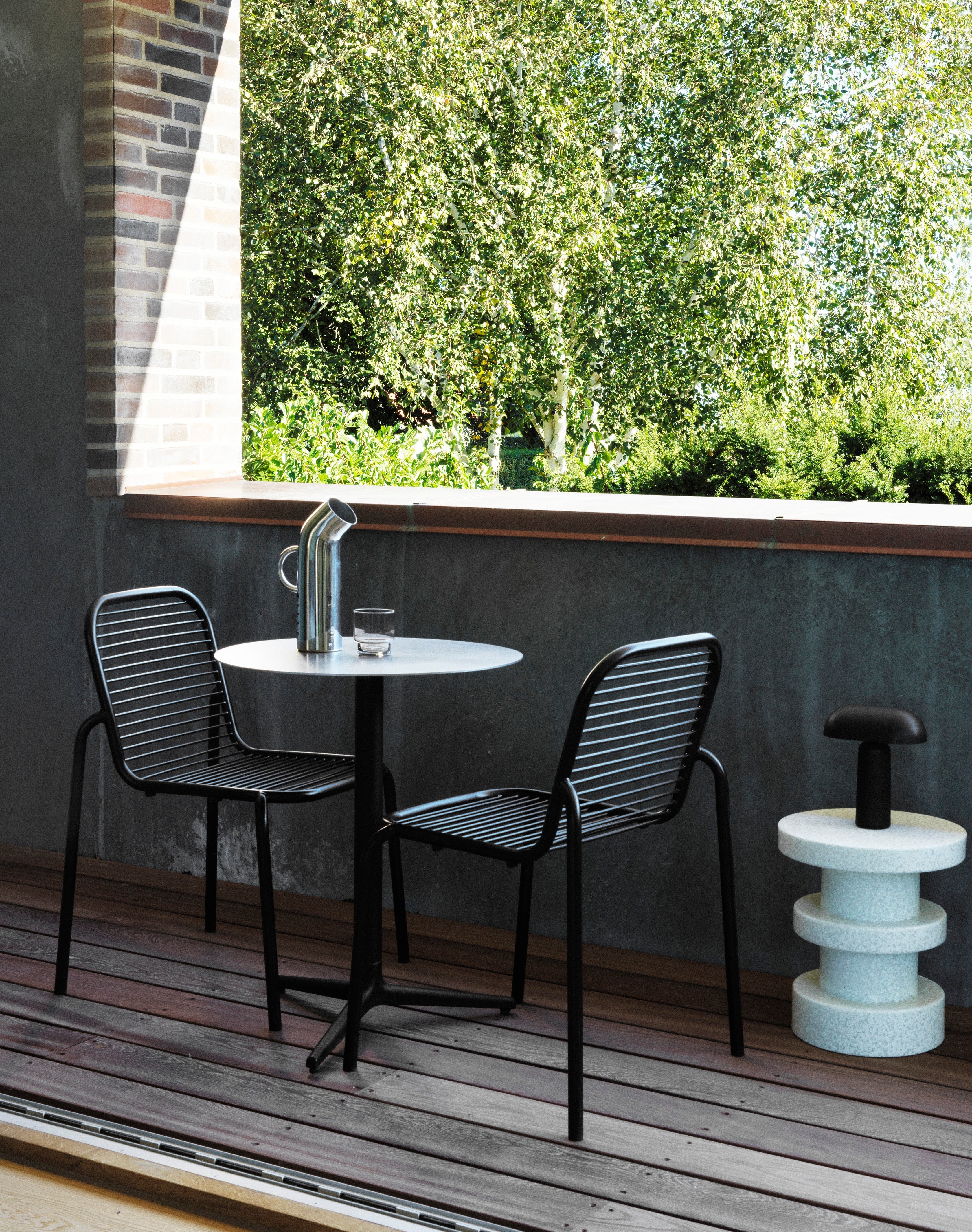 Porta sort portable bordlampe på terrasse