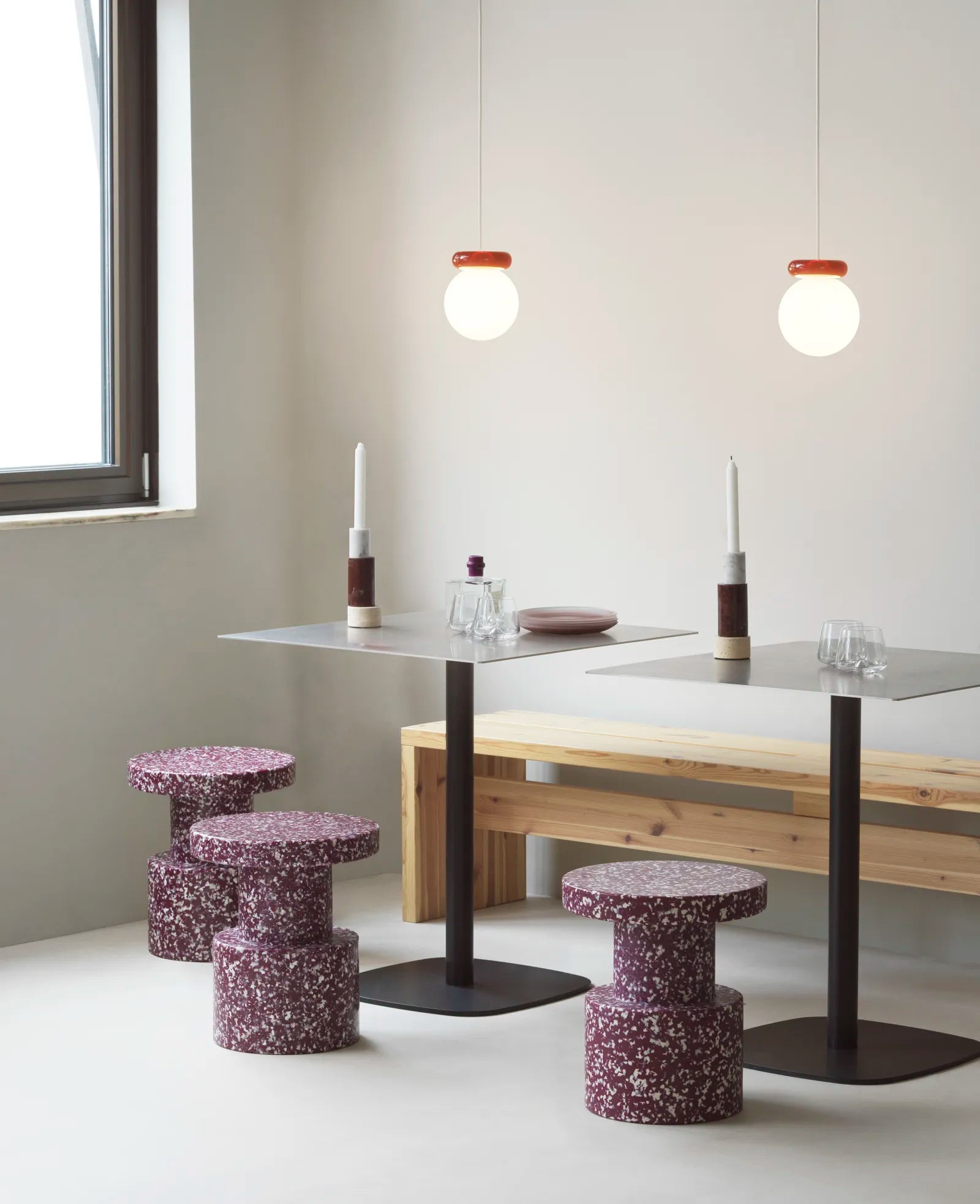 Hinx Burgundy pendel duo tændt