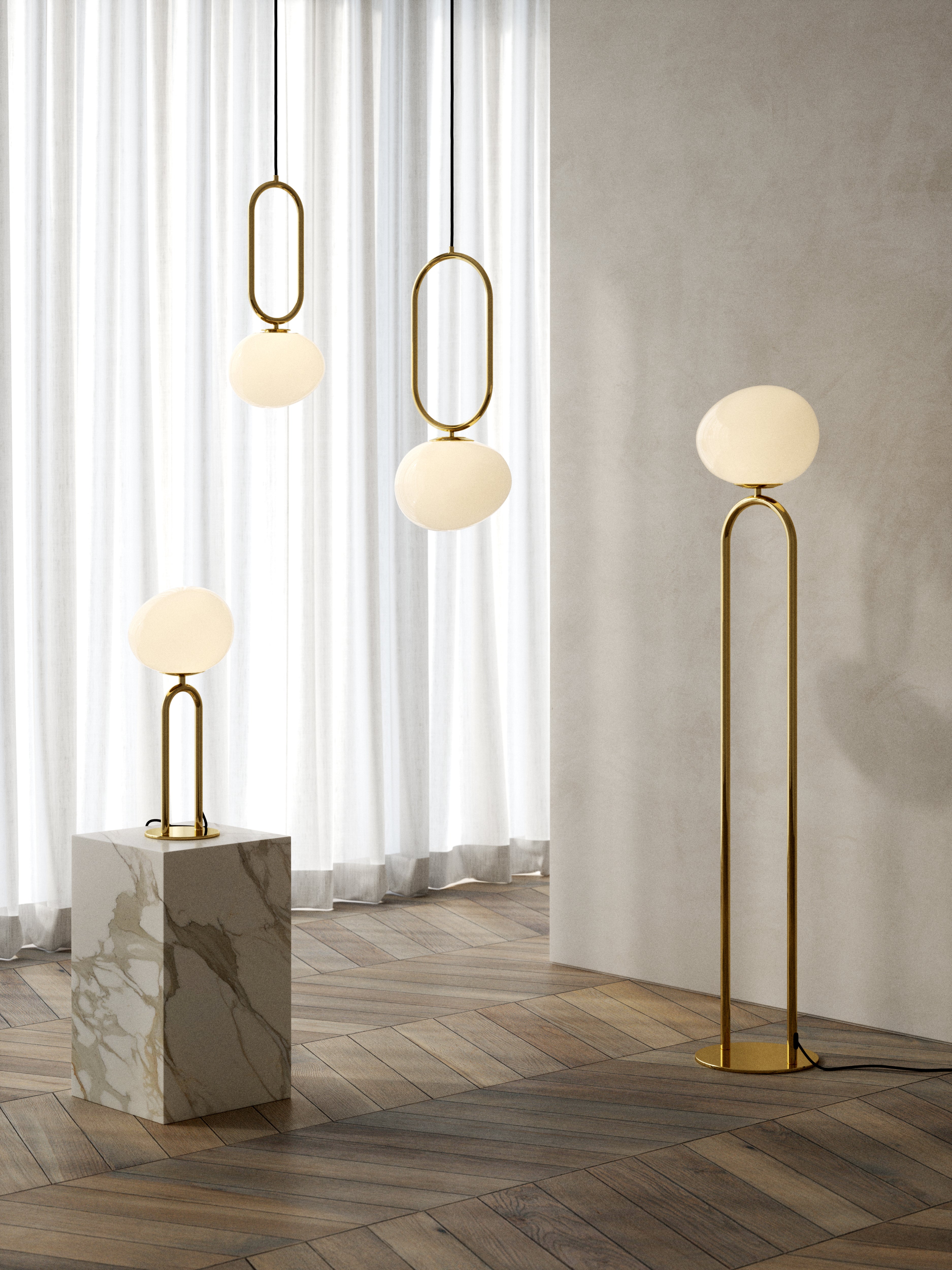 Shapes E27 messing gulvlampe