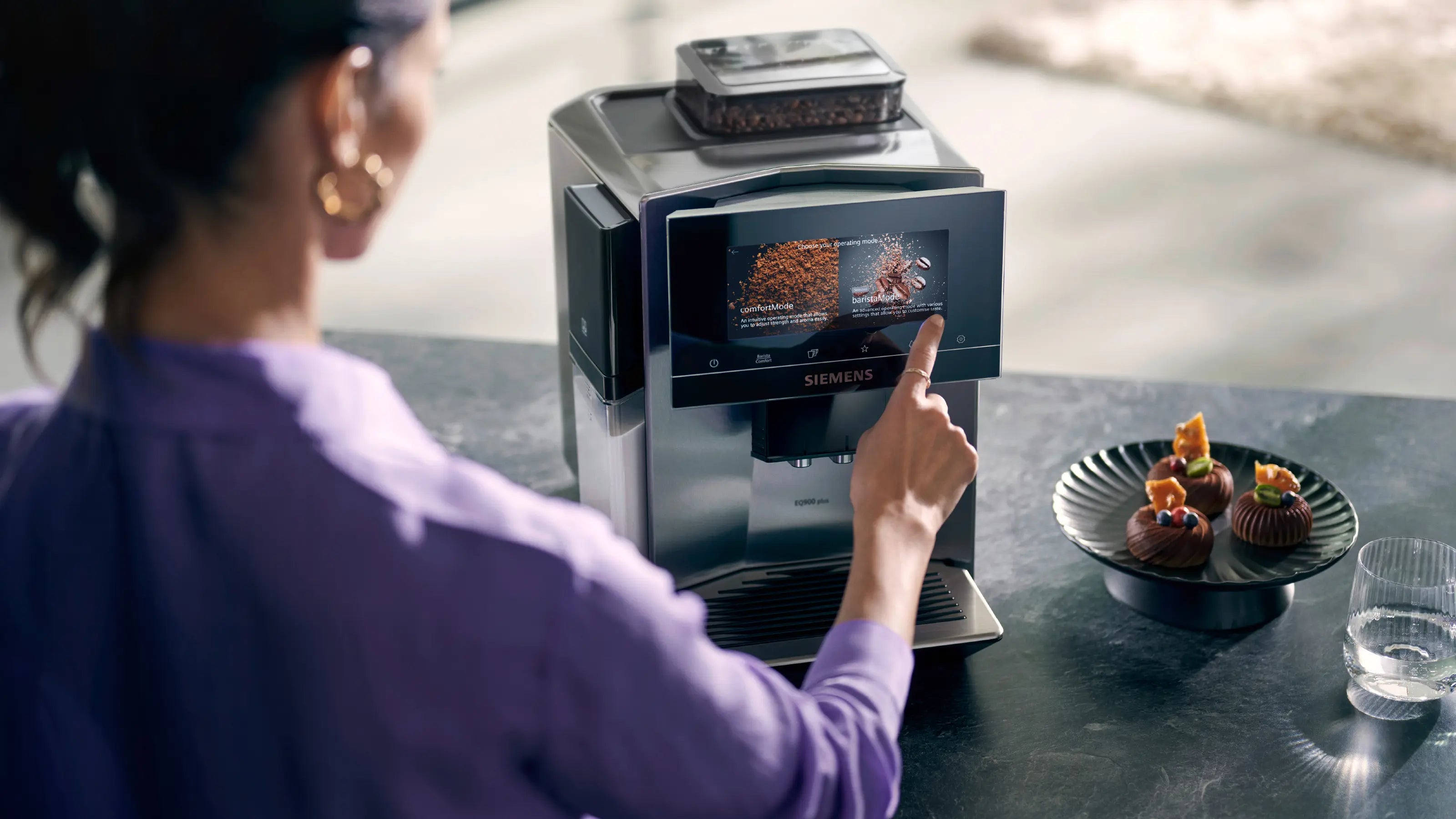 Siemens TQ903RZ3 EQ900 plus fuldautomatisk espressomaskine