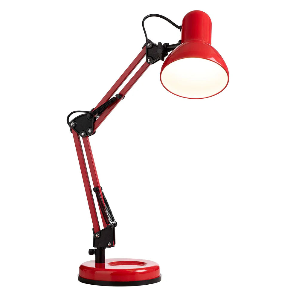Den unikke designet Alba Arkitektlampe i Rød placeret foran en hvid væg