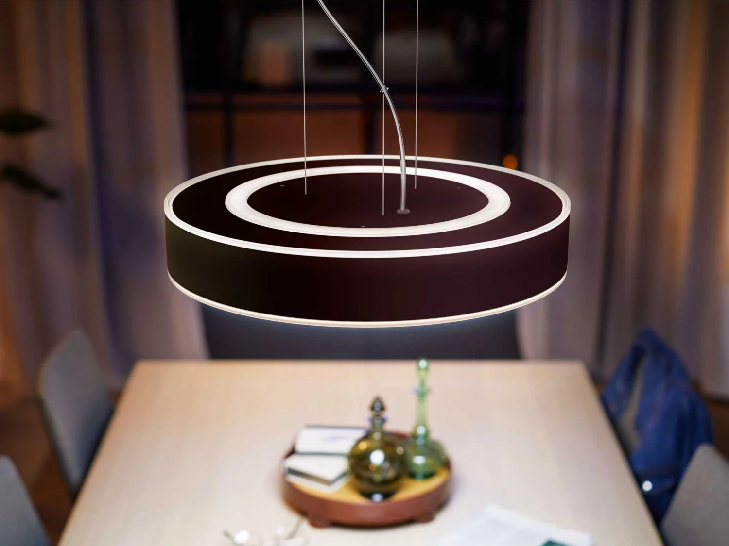 Philips Hue Enrave sort pendel LED 33.5W