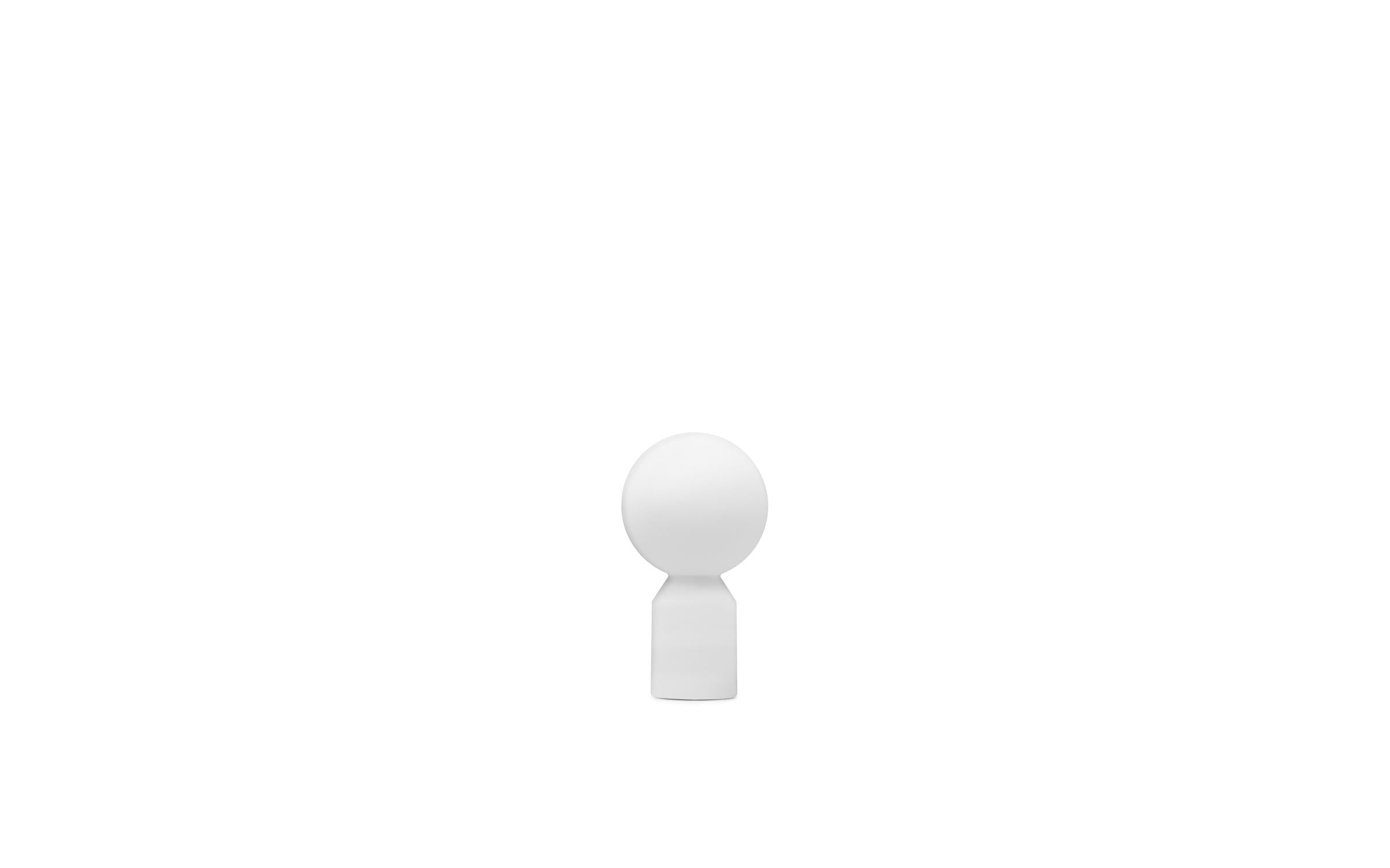 Yo led lamp med hvid baggrund normann copenhagen