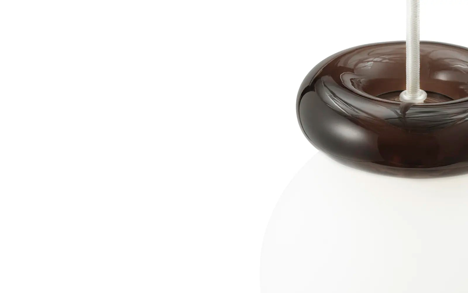 Hinx Dark Brown pendel detaljer