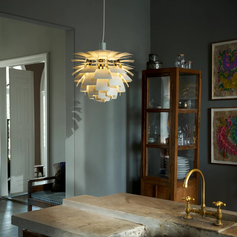 PH Artichoke Ø 480 Pendel Dusty Green/Metallised Brass i køkkenet