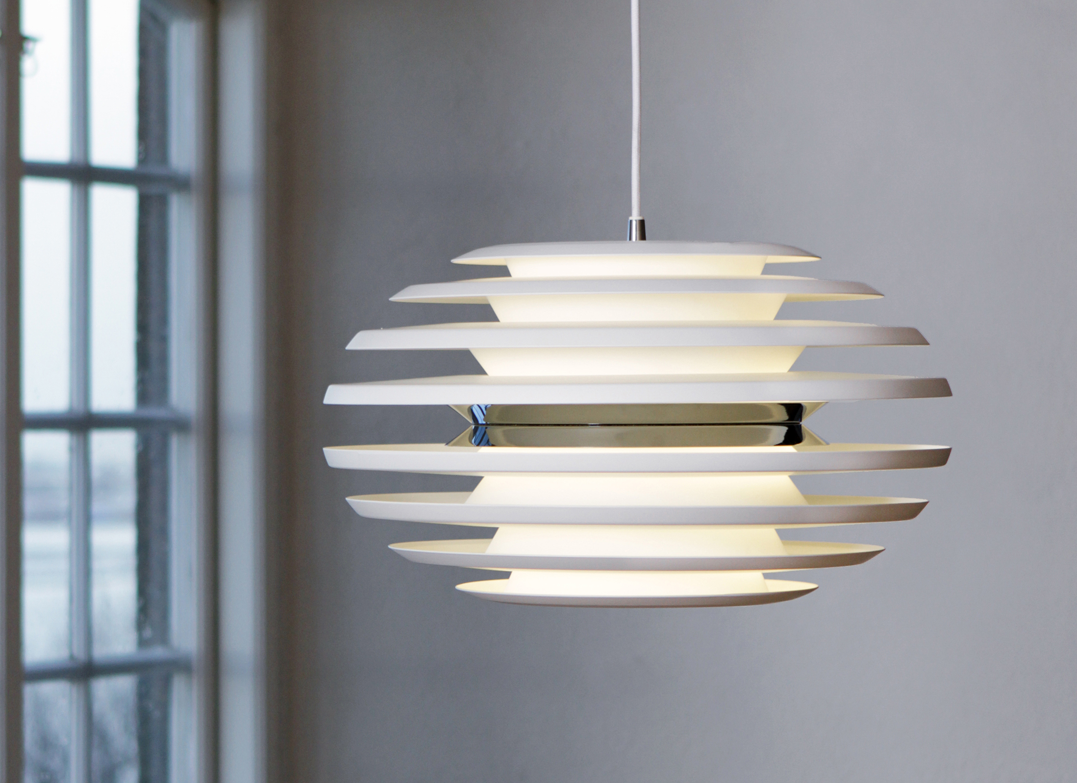Ellipse Pendel Ø40 Mat Hvid/Krom