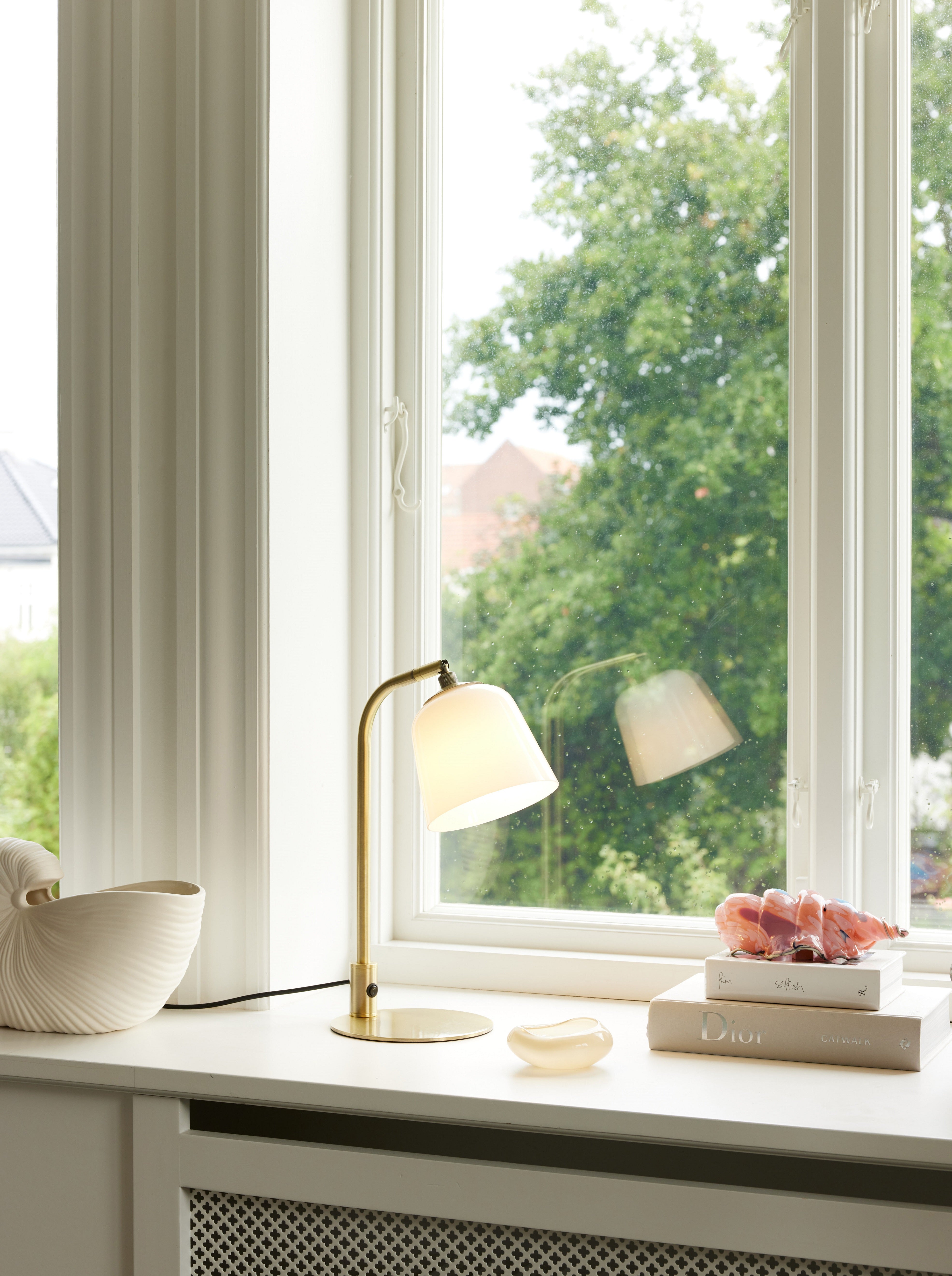 Room 49 Bordlampe Ø15 Opal/Messing