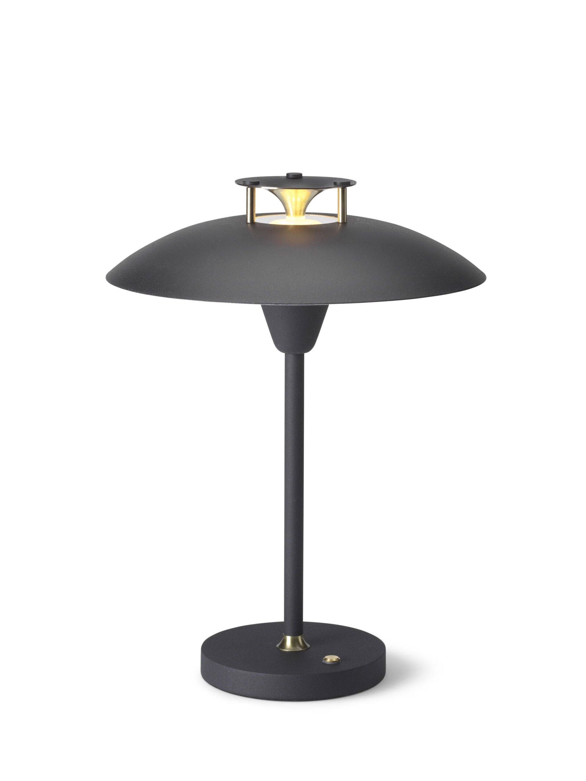 En klassisk sort LED lampe