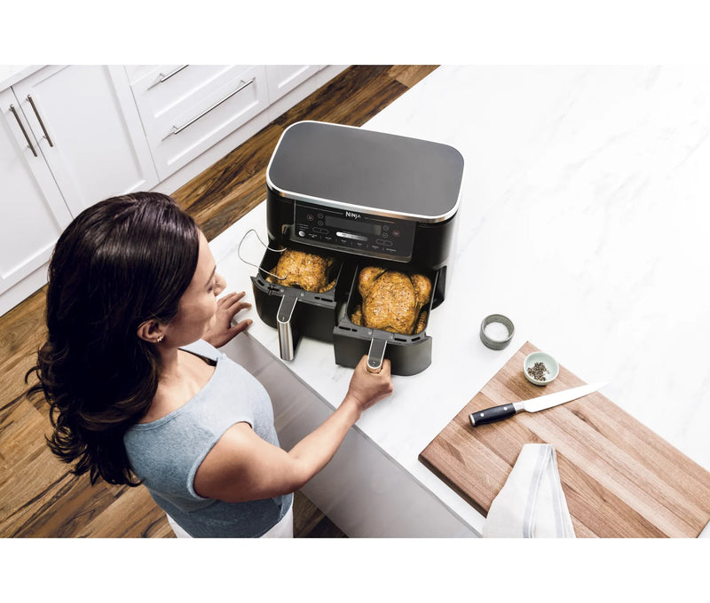 to hele kyllinger i airfryer AF451 fra Ninja