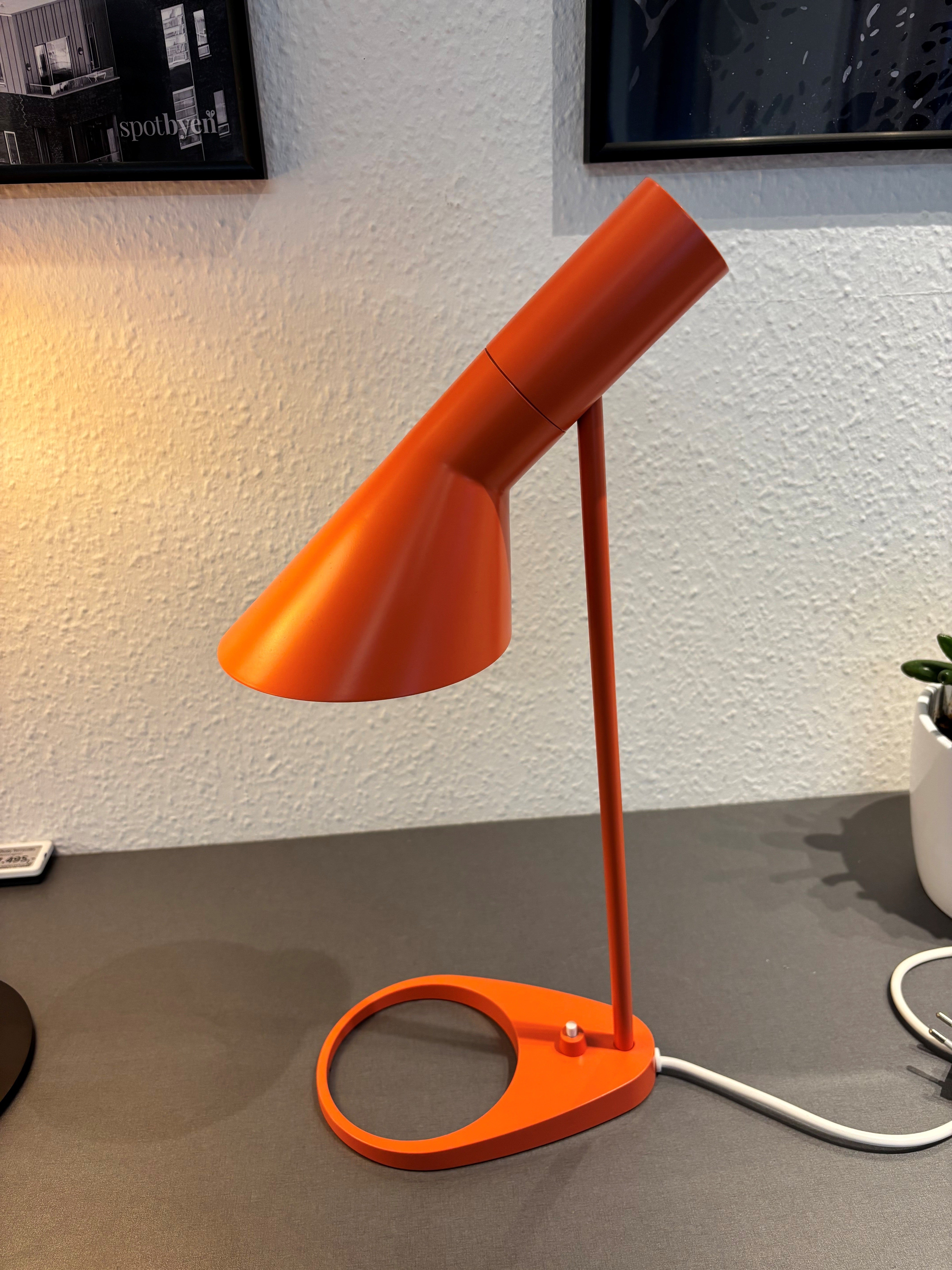 AJ Mini Bord Electric Orange - DEMO