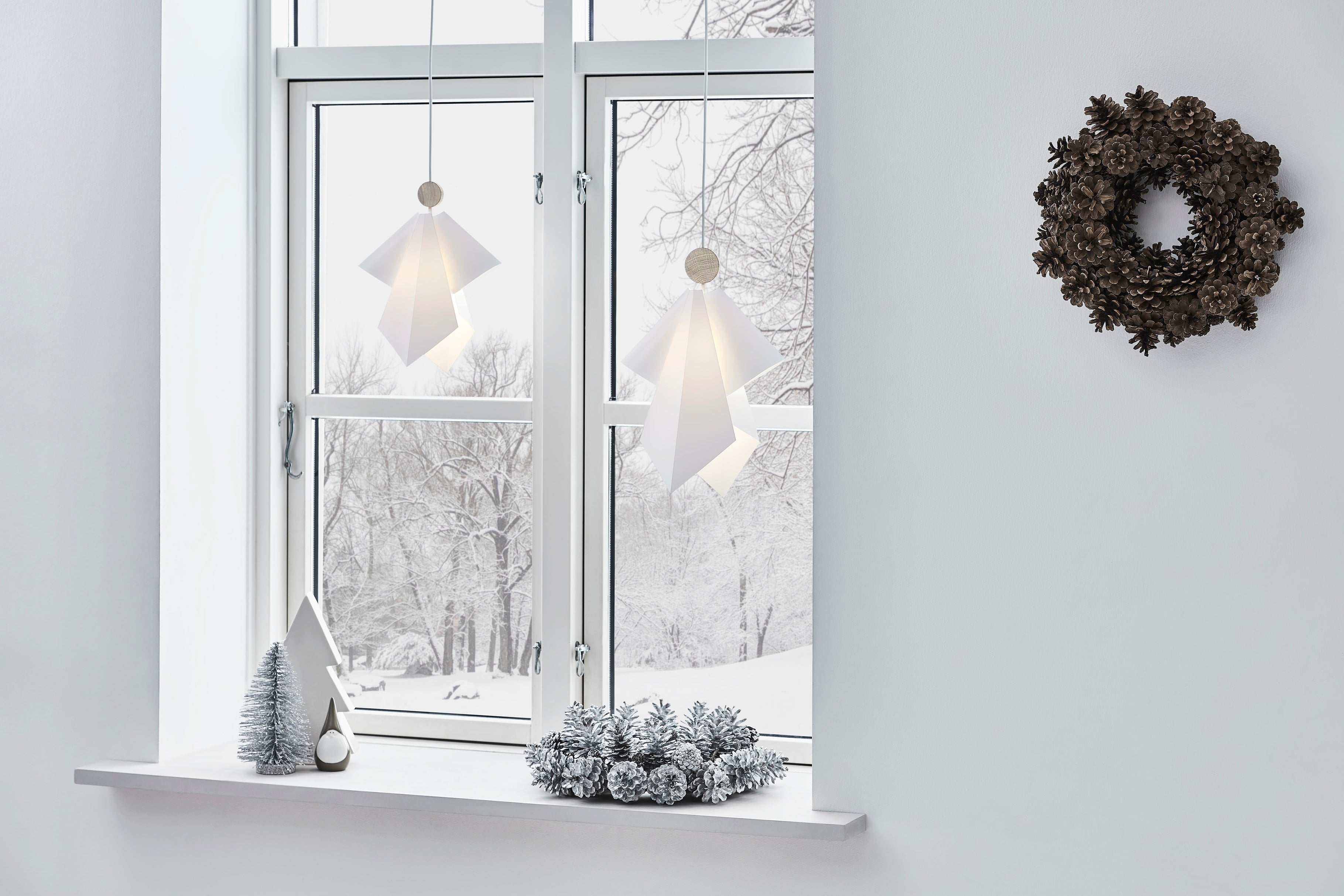 Le Klint 81361 Angel Gabriel Small pendel og x-large i vindue