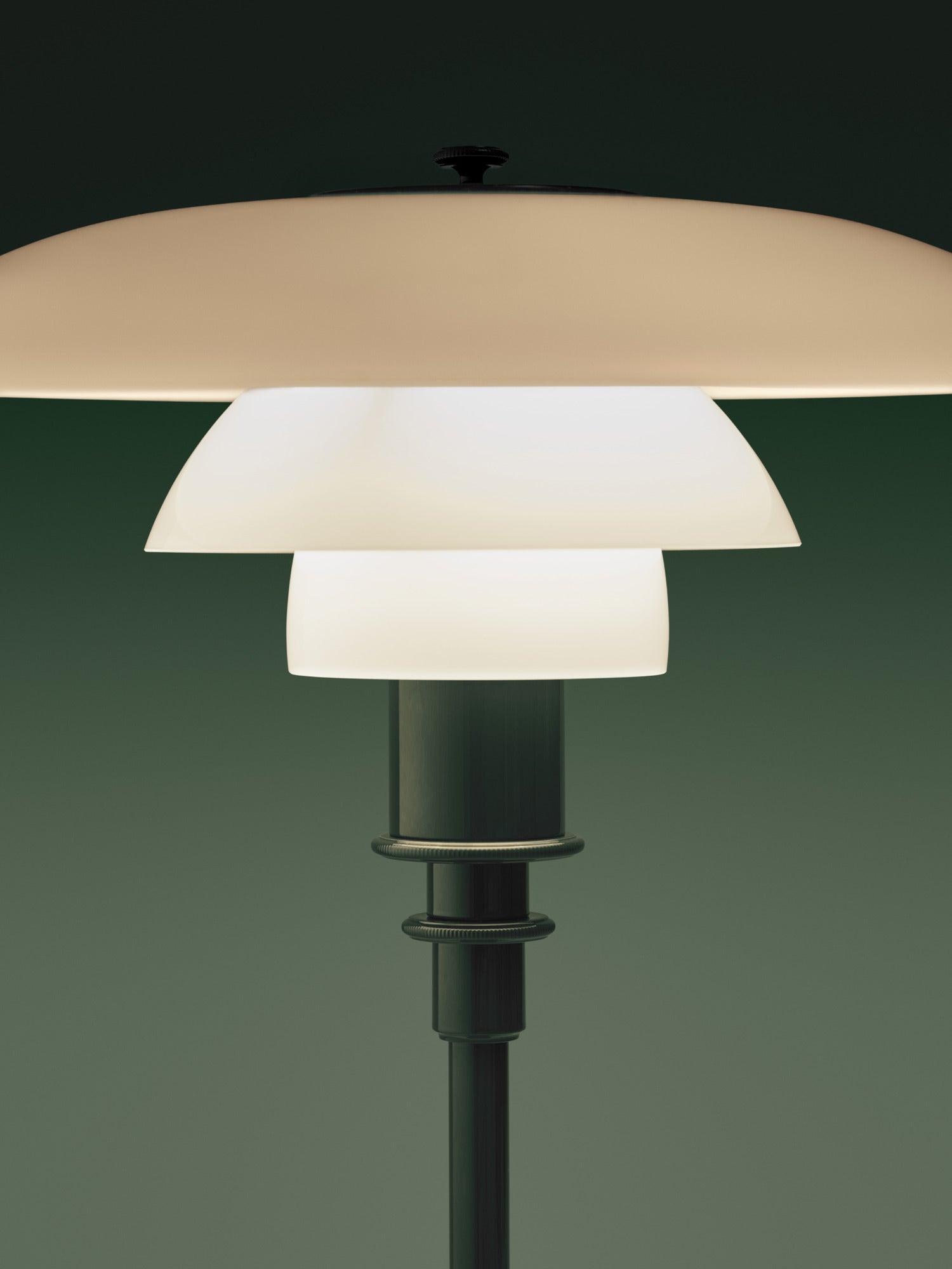 Close-up af PH 3/2 Glossy Deep Green bordlampe