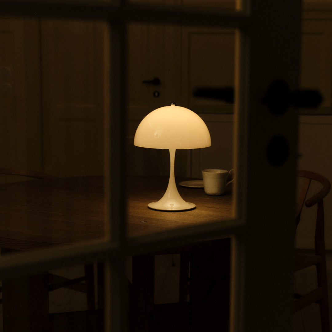 Panthella Bord 250 Portable Opal V2 oktoberbillede