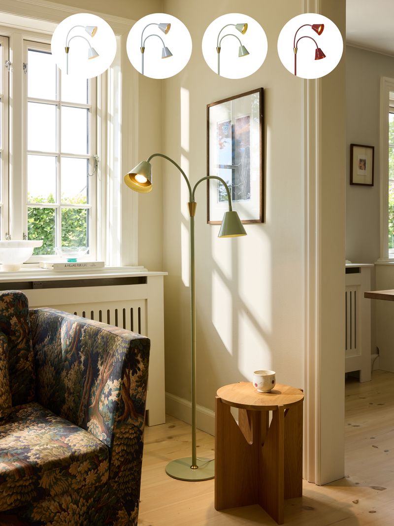 Hygge 2-arm Gulvlampe med dens 4 forskellige farve varianter for elegance i hvert hjem