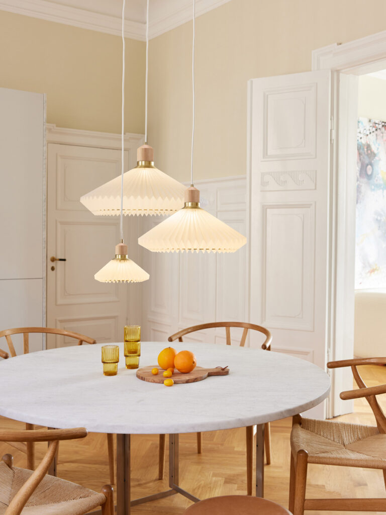 Paris Ø56 Pendel - Klar Hvid