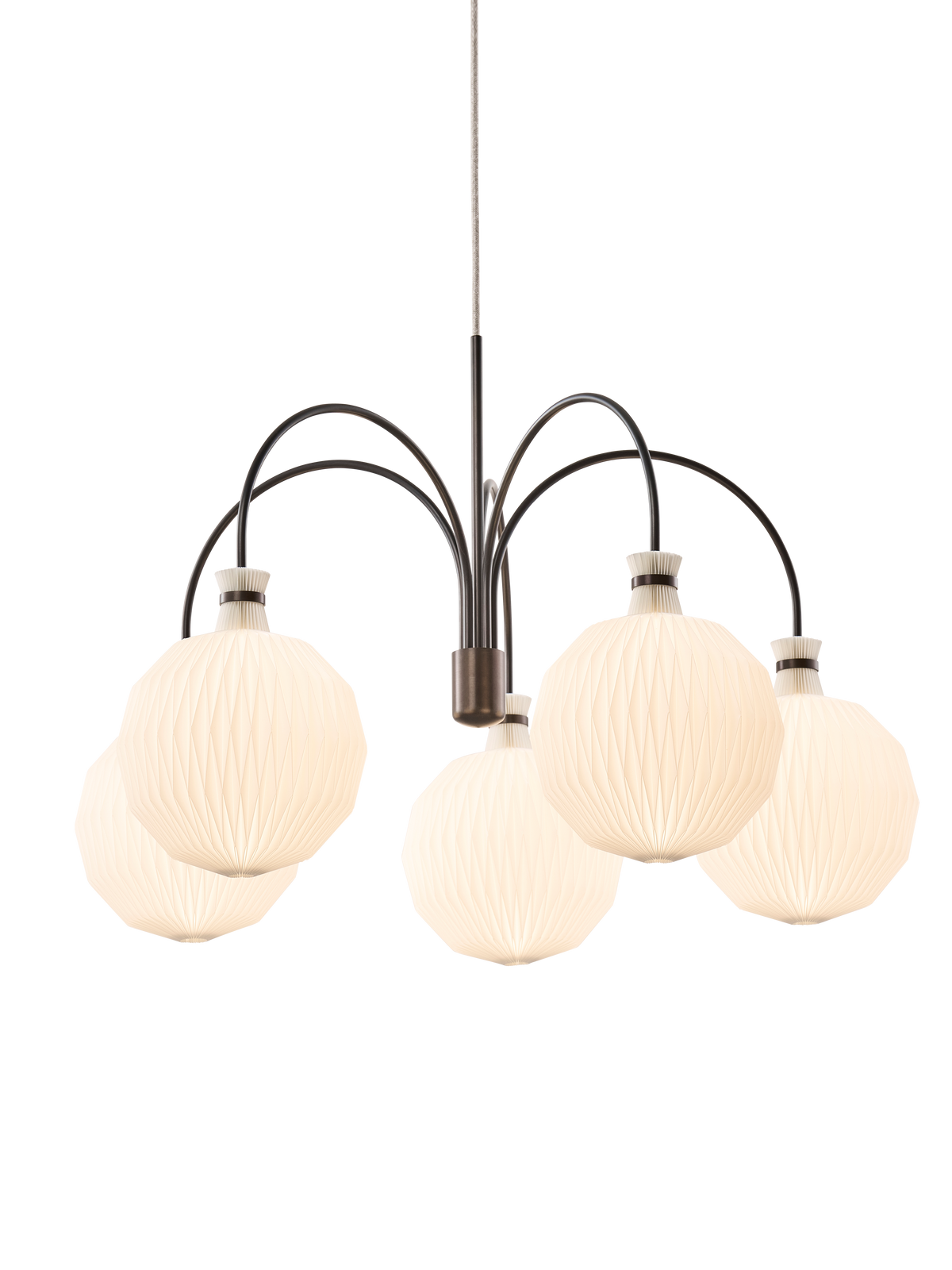 Le Klint 101 Legacy hvid chandelier m. bruneret messing alternativ