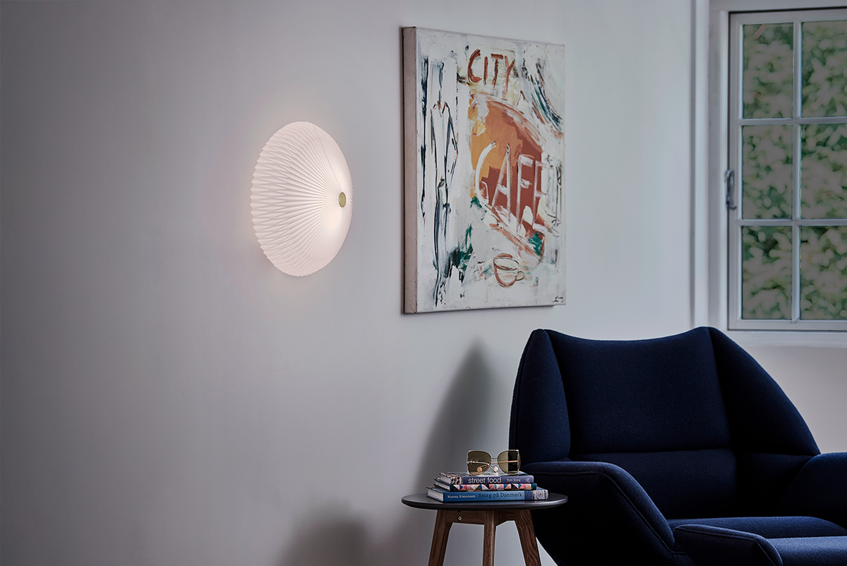 Model 23 Ø50 plafond m. papirskærm på væggen