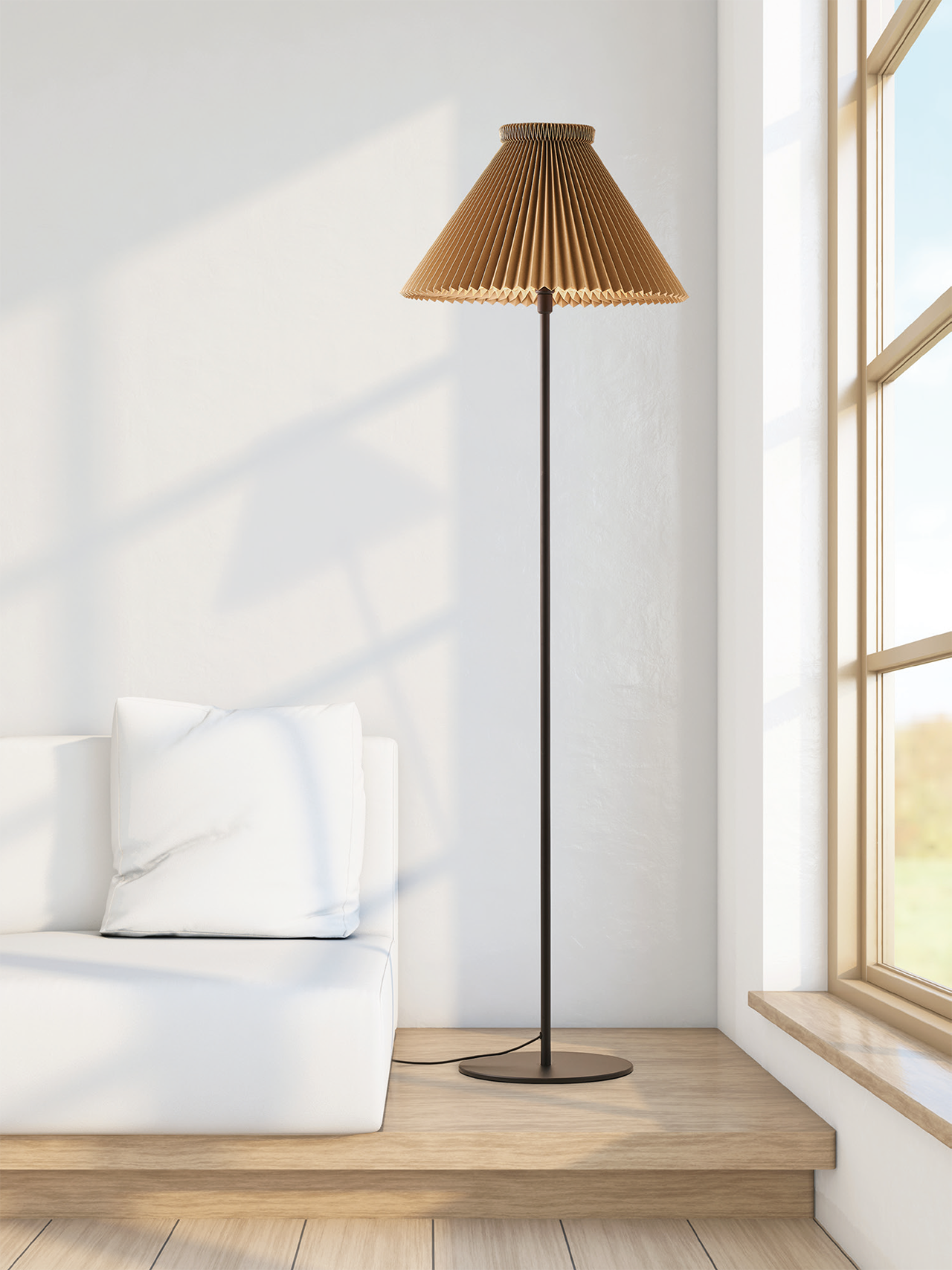 LE KLINT 334H Gulvlampe Black/Dijon i stuen ved sofaen