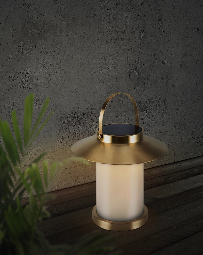 Temple To-Go 30 IP54 Solcellelampe, Messing - Nordlux