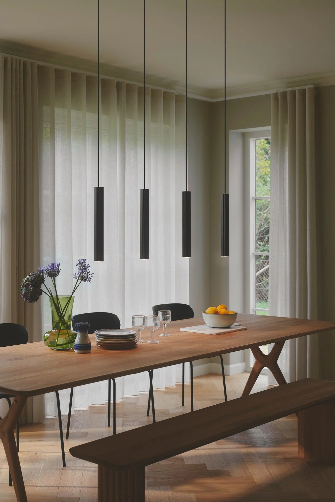 Nordlux Vico 4-Rail Sort over spisebord
