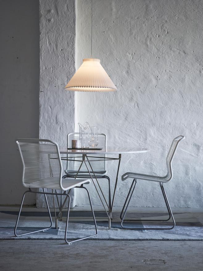 Funktionelt og stilet lys med LE KLINT Model 1 Pendel 1-27