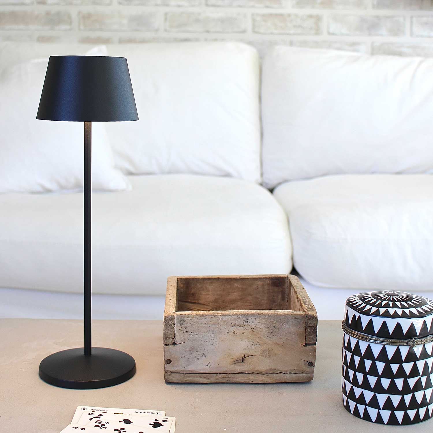 LOOM Design Modi Black  - Bordlampe