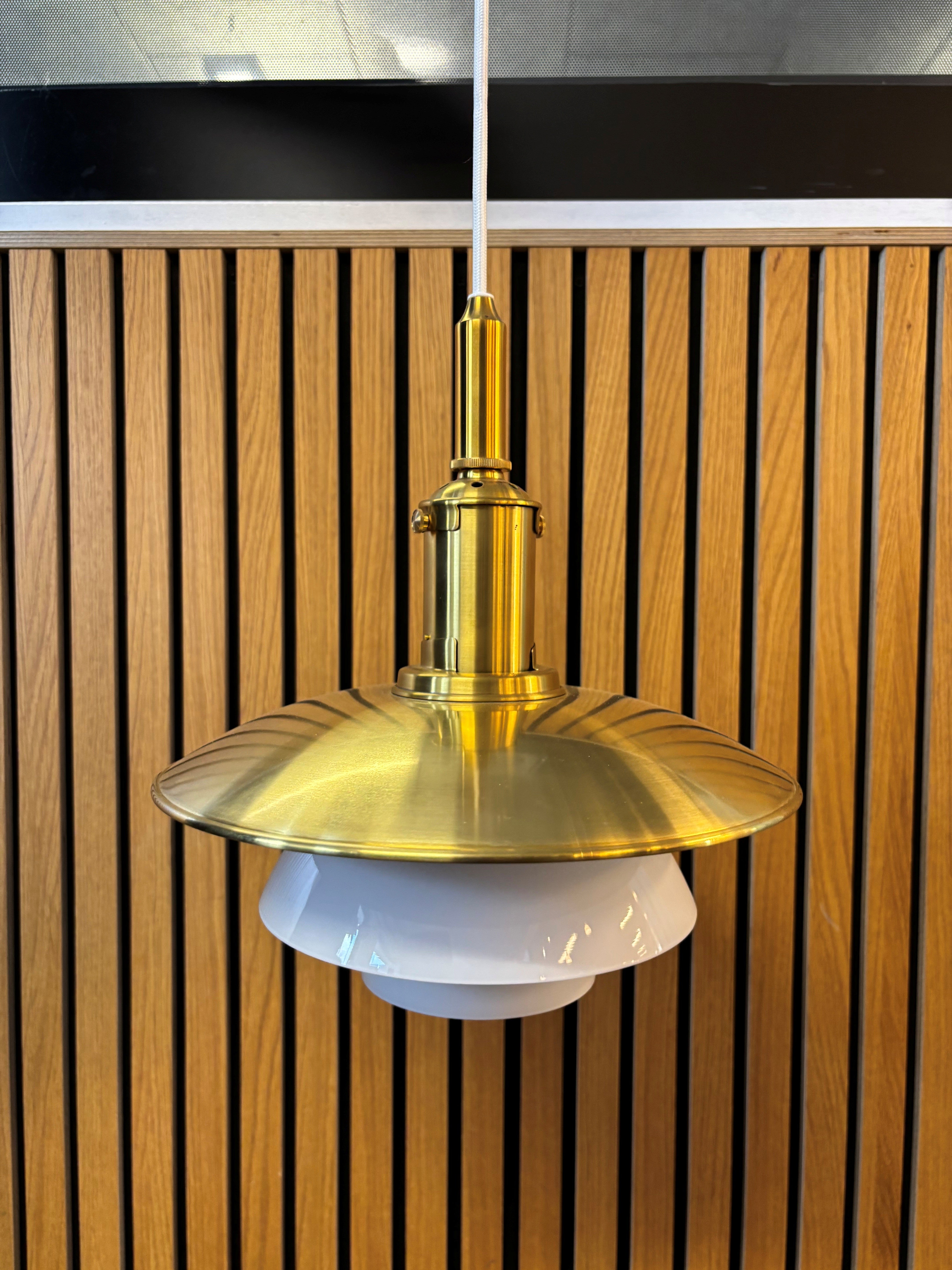 PH 3/3 Pendel Børstet messing Limited Edition  - Demo