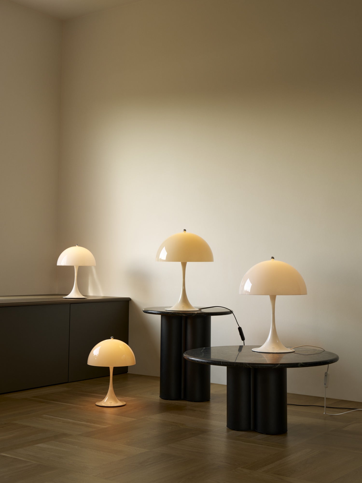 Panthella 320  bordlampe samling