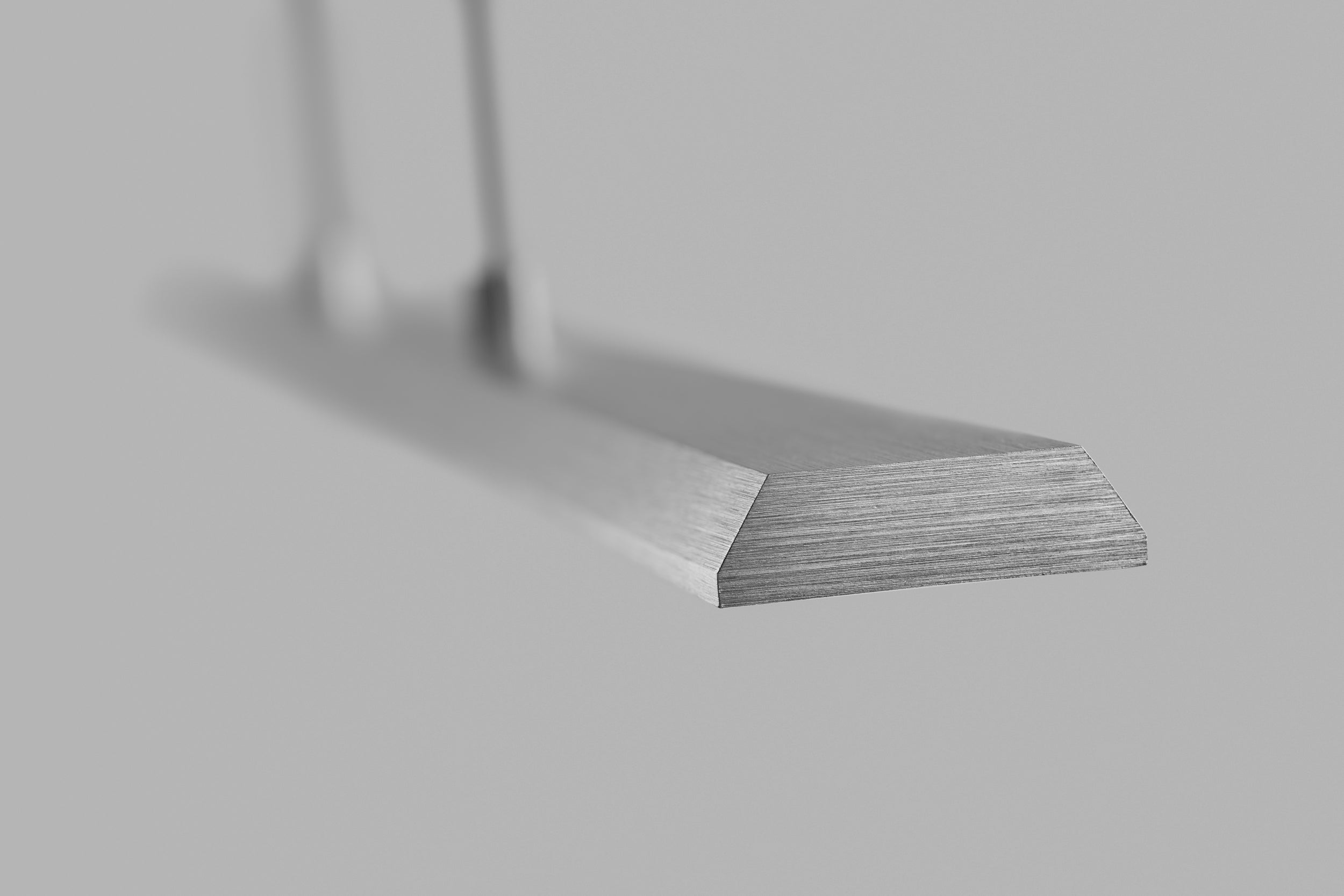 Slim S1500 2700K/3000K Titanium