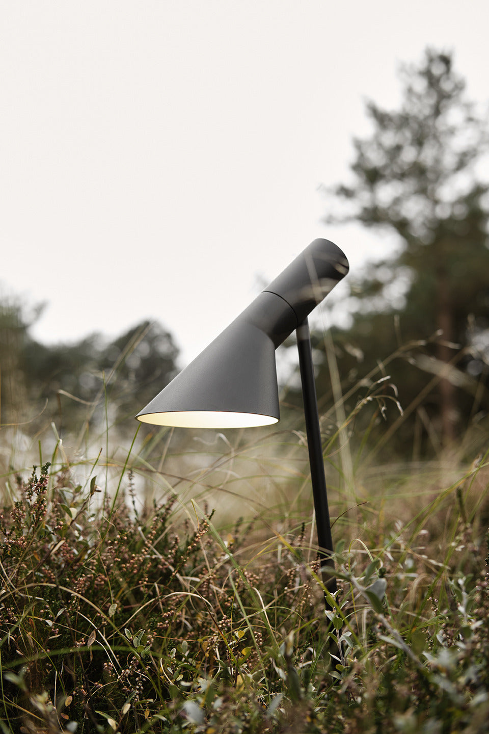 AJ Garden S LED 3000K M/Adapter Spyd Black