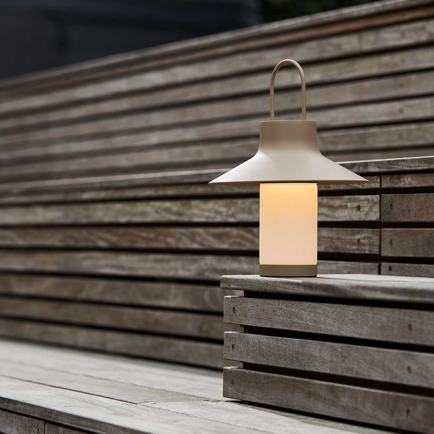 LOOM Design Shadow Large Grey Beige  - Bordlampe