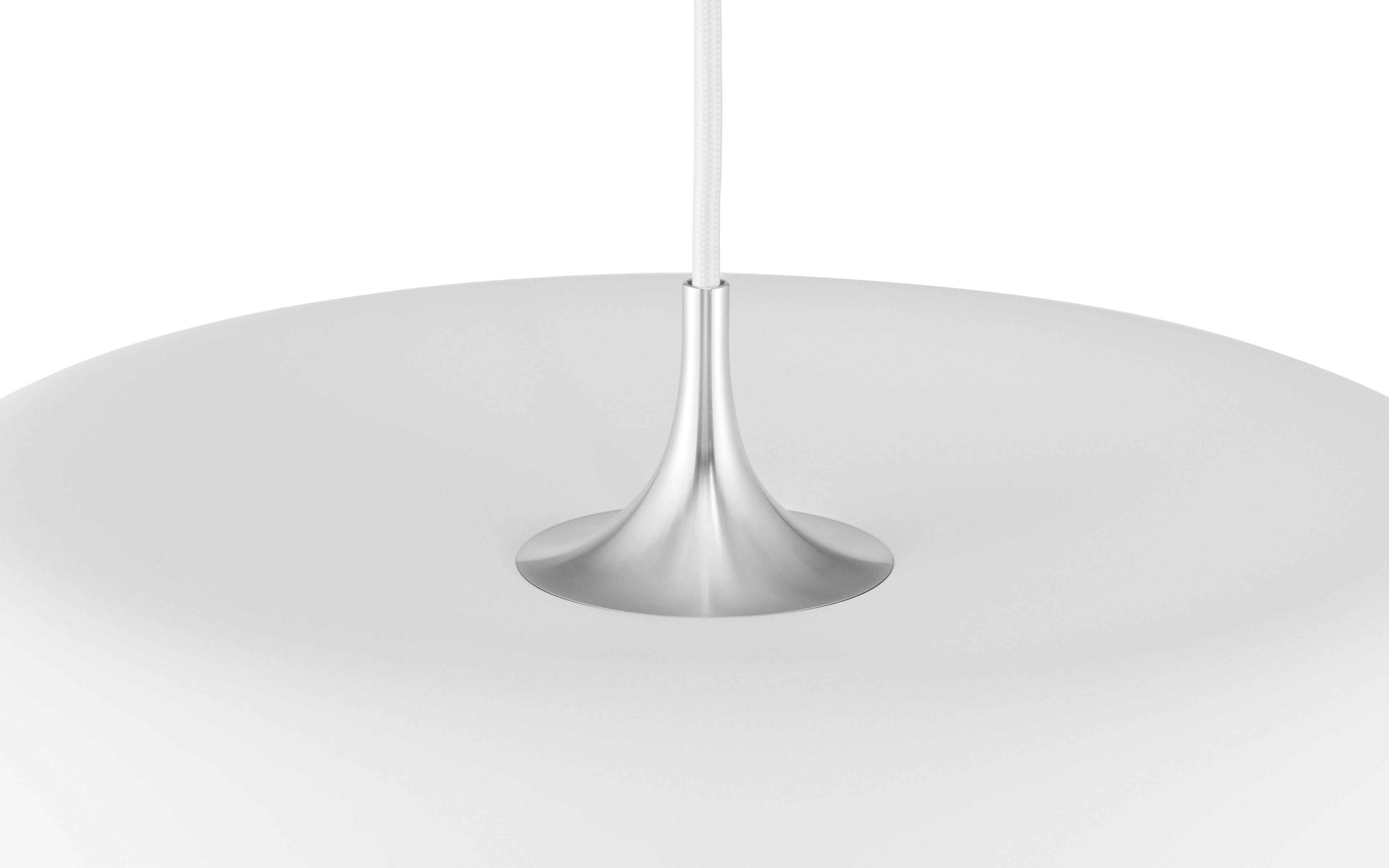 Close-up hvid Normann Copenhagen