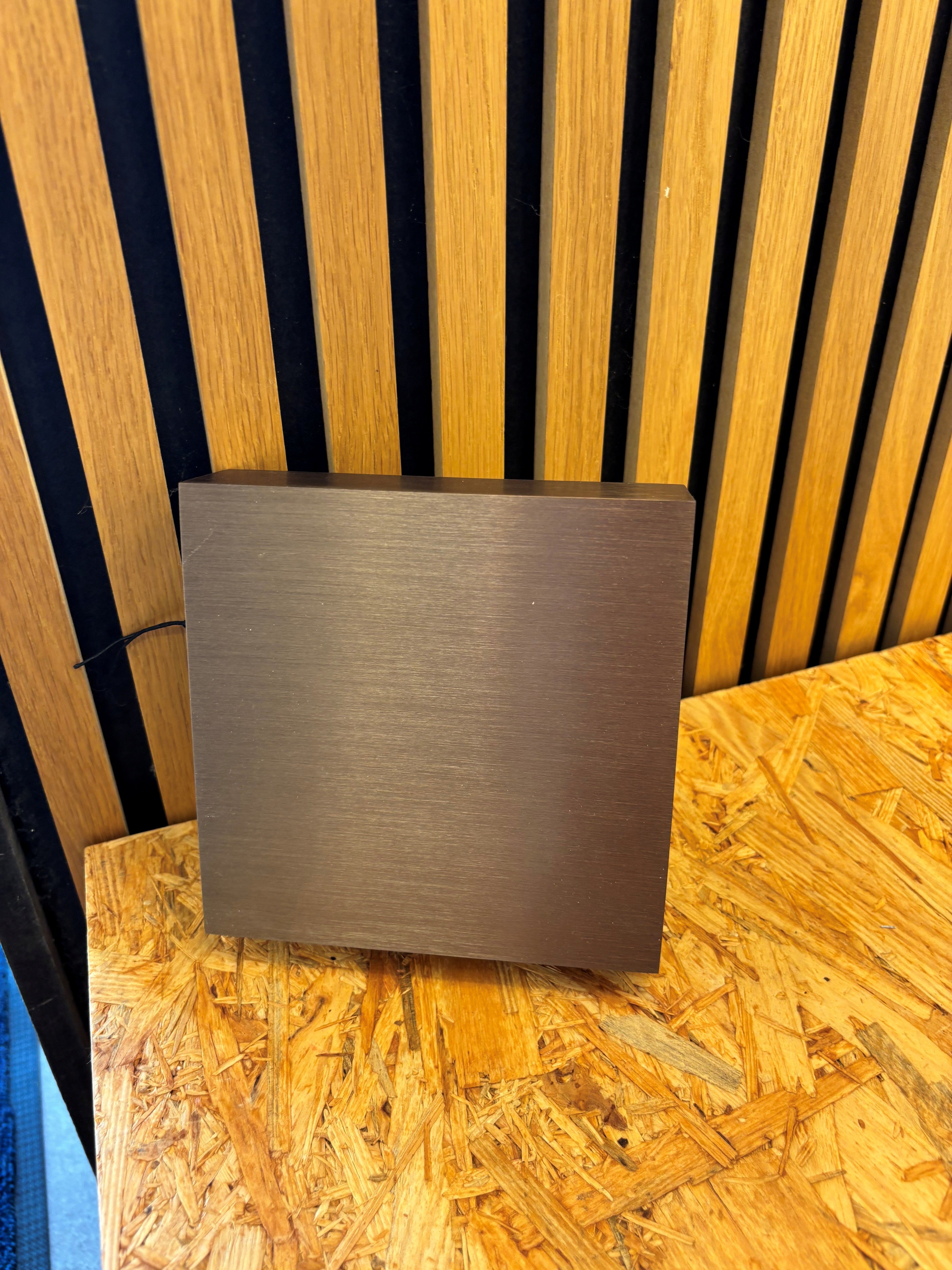 Compact W1 Up/Down Væglampe 2700K/3000K Rose Gold - DEMO