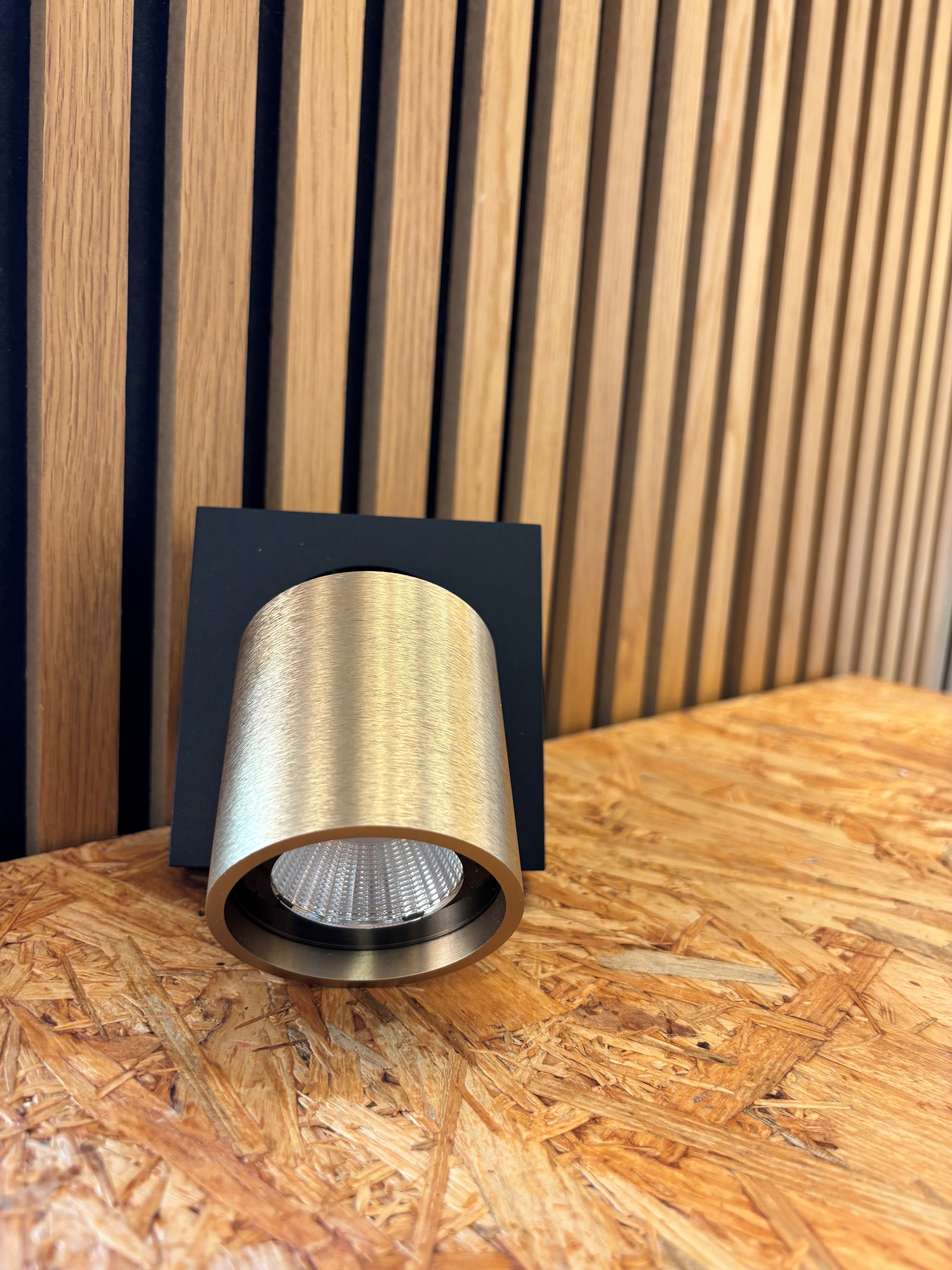 Focus 1 2700K Messing - DEMO